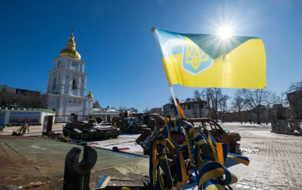 Скільки кіл спілкування має людина: повний розбір теорії Данбара