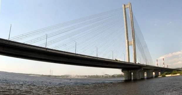 До 90% мостів Києва можуть бути в аварійному стані: експерт попередив про ризики після ударів РФ